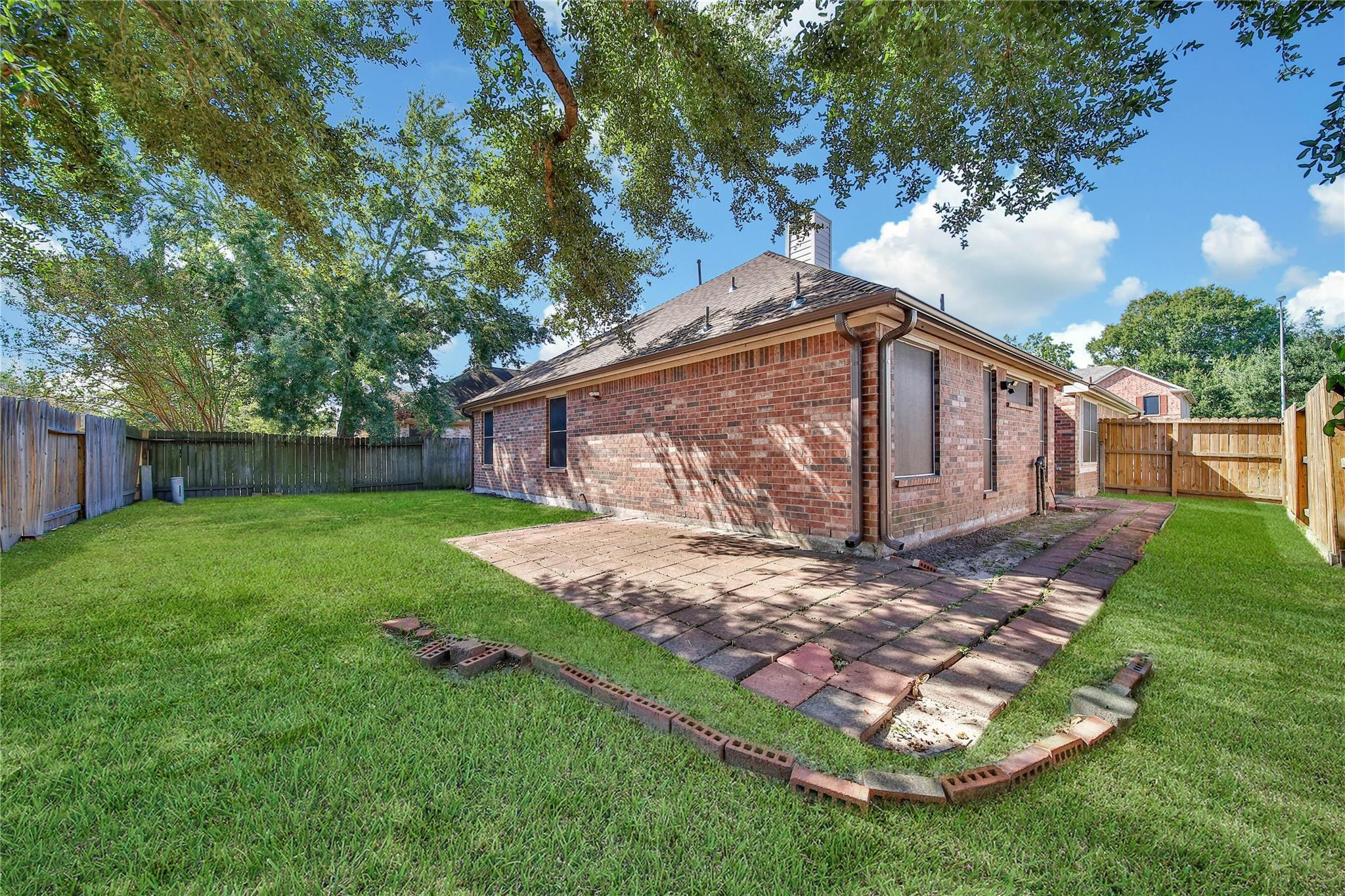 18614 Woodbreeze Drive
