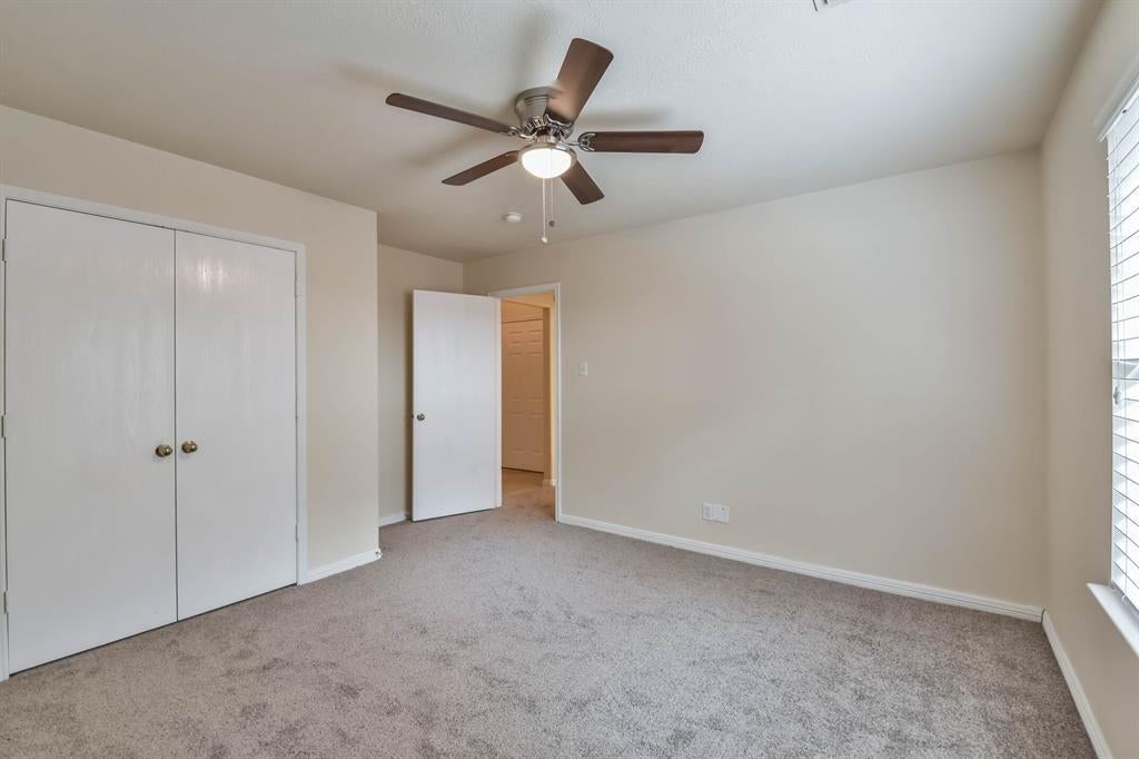 2407 Fox River Lane