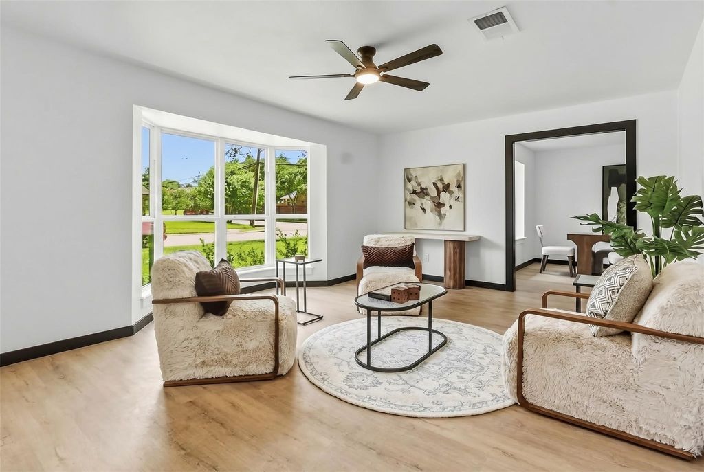 Photo of 3300 Knight Lane, Baytown, TX 77521 (MLS # 85114854)