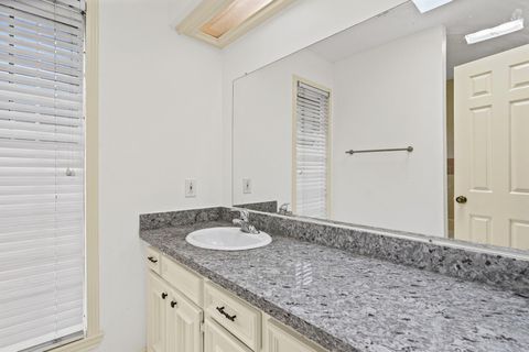 Tiny photo for 1922 Hickory Lawn Drive, Houston, TX 77077 (MLS # 49003388)