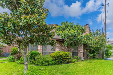 Tiny photo for 1922 Hickory Lawn Drive, Houston, TX 77077 (MLS # 49003388)