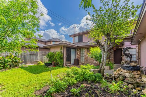 Tiny photo for 1922 Hickory Lawn Drive, Houston, TX 77077 (MLS # 49003388)