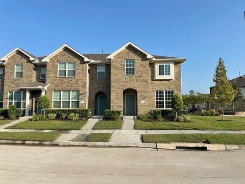Photo of 12723 Beatrice Terrace Drive, Humble, TX 77346 (MLS # 52613951)