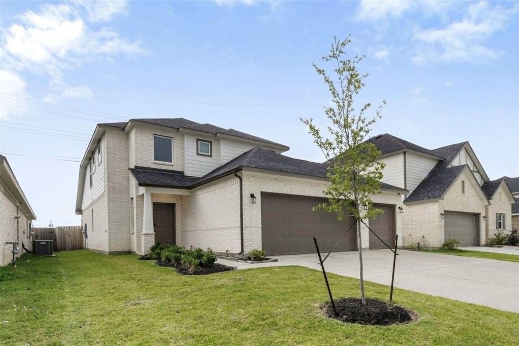 Photo of 3303 Falling Brook Drive, Baytown, TX 77521 (MLS # 70056055)
