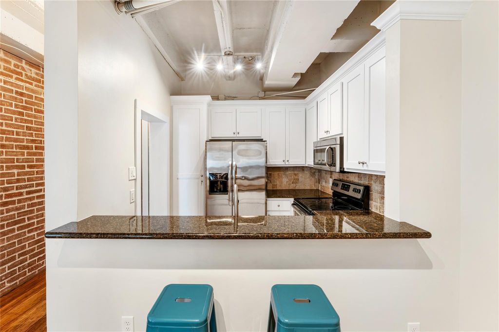 Photo of 3600 Montrose Boulevard #904, Houston, TX 77006 (MLS # 47160589)