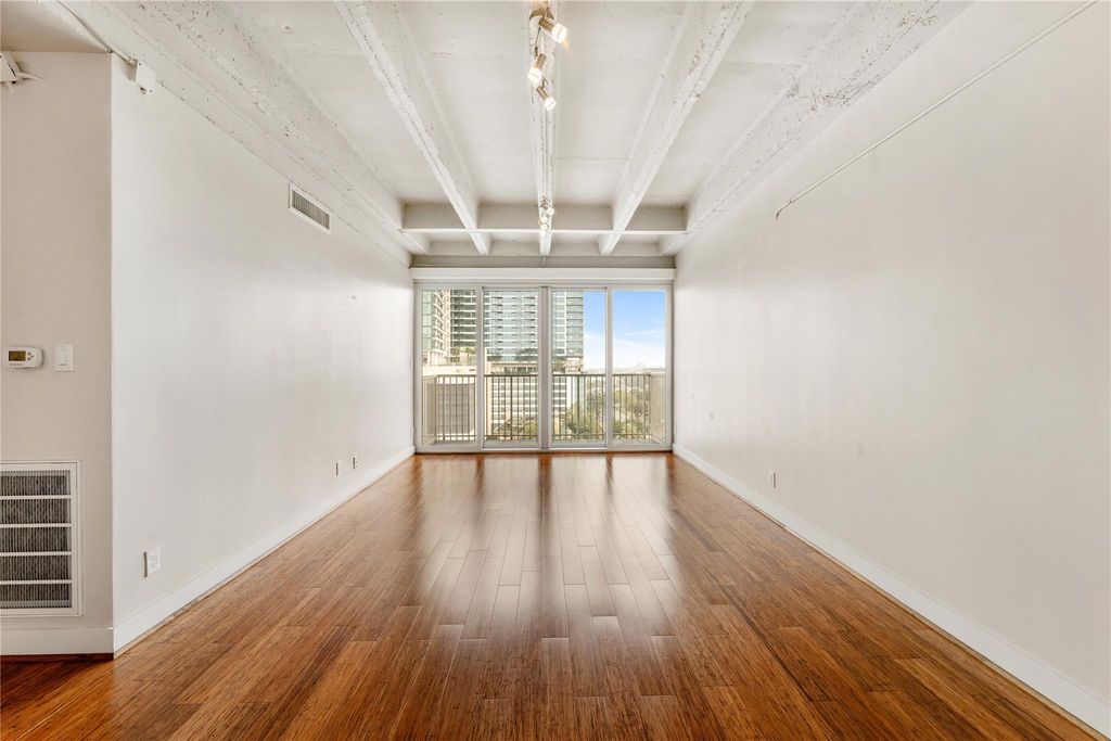 Photo of 3600 Montrose Boulevard #904, Houston, TX 77006 (MLS # 47160589)