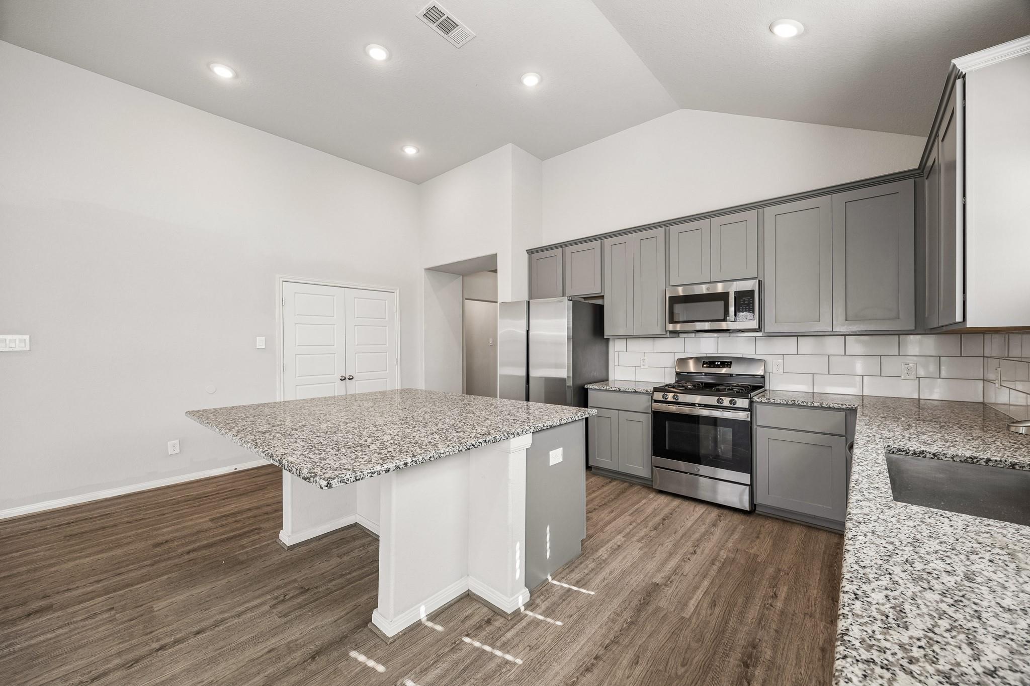 1625 Darwin Cedar Drive