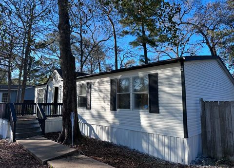 Photo of 16443 Brittany Way, Conroe, TX 77306 (MLS # 58755820)