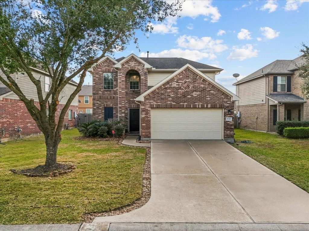 Photo of 10414 Whisper Bluff Drive, Humble, TX 77396 (MLS # 40702055)