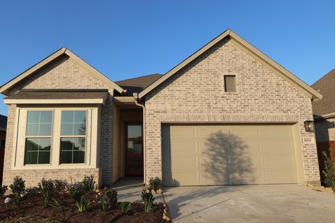 Homes For Sale - 9019 Gray Fox Trail<br/> Iowa Colony, TX 77578