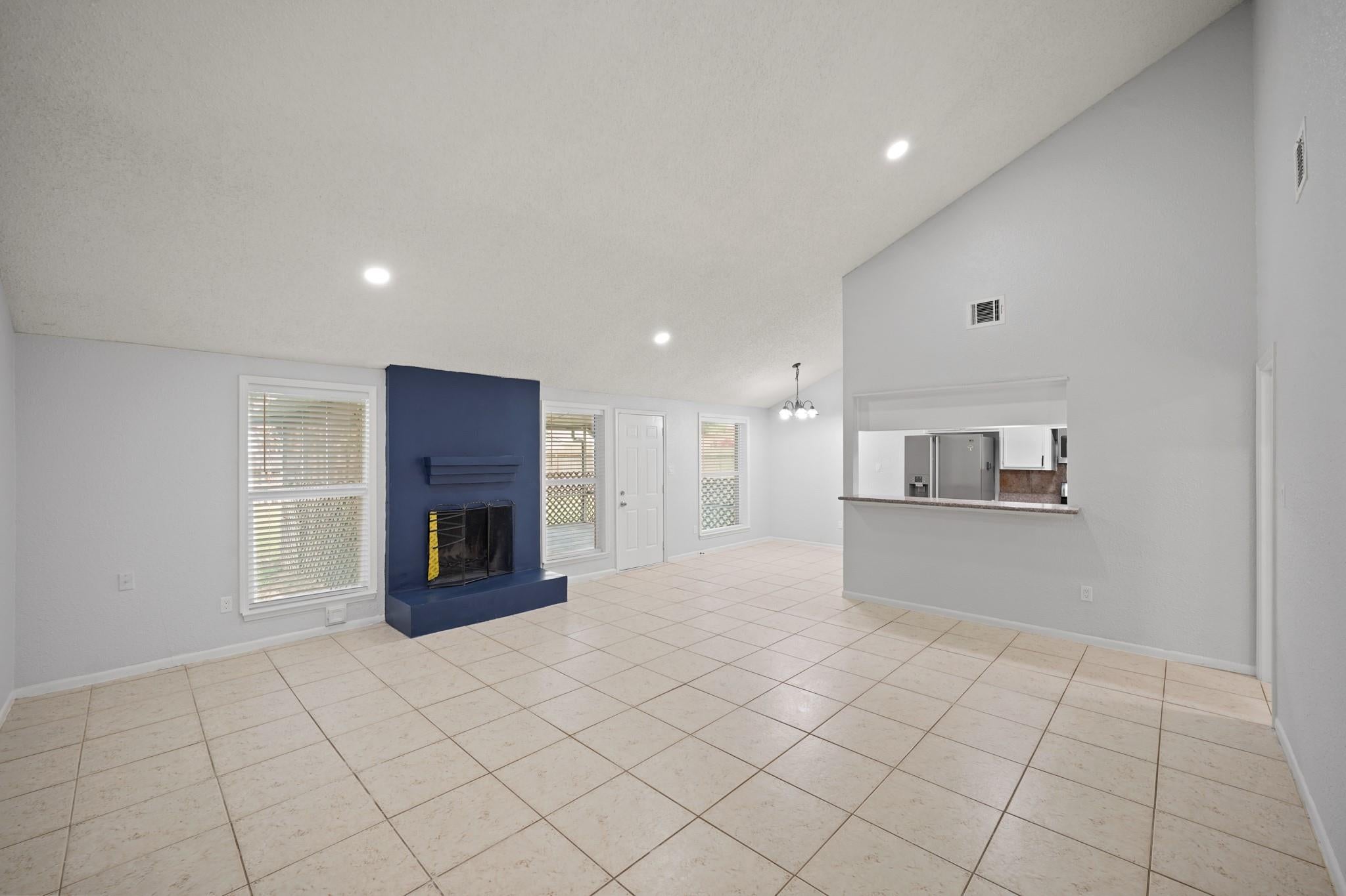 22202 Cimarron Parkway