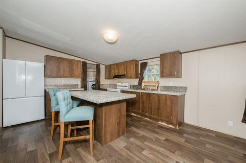 604 Sanders Lane Franklin TX 77856