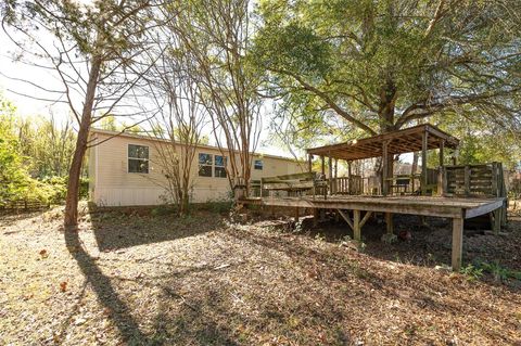 Photo of 604 Sanders Lane, Franklin, TX 77856 (MLS # 21709936)