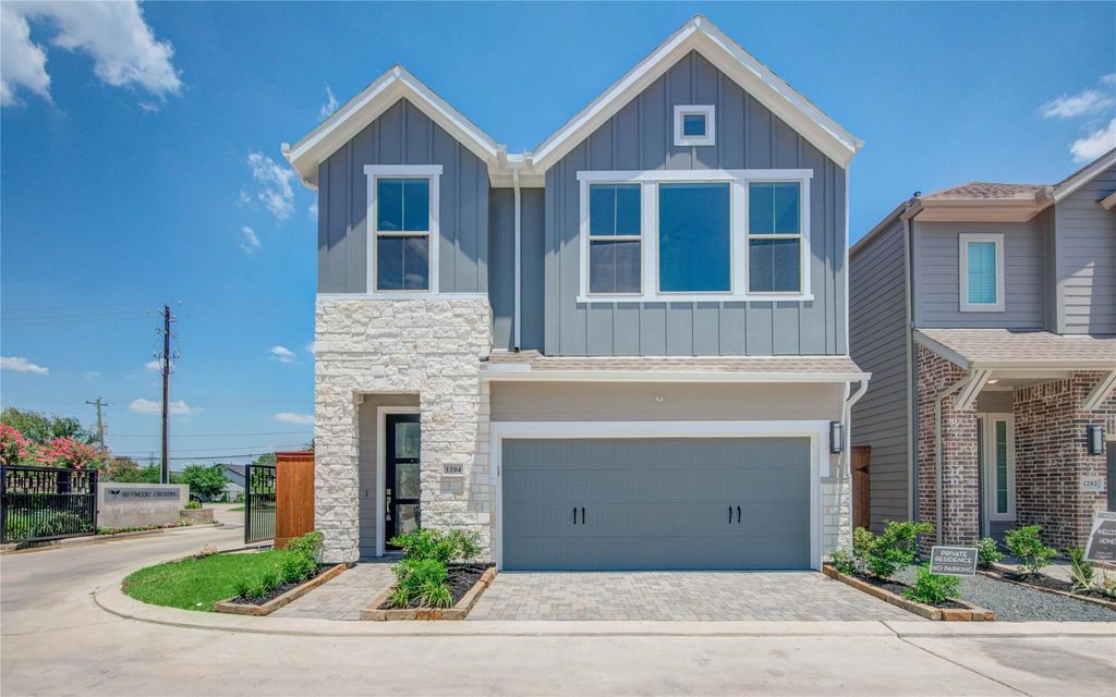 Photo of 1204 Kiefer Hill Way, Houston, TX 77043 (MLS # 83829080)