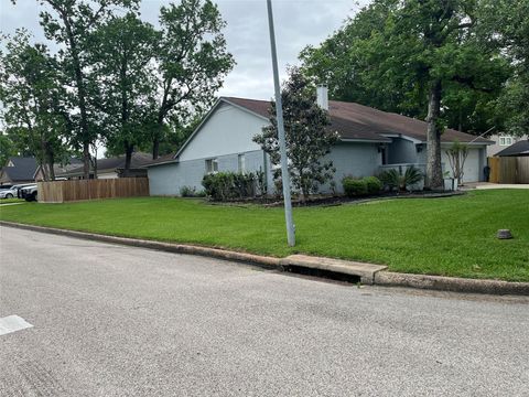 Photo of 17434 Crows Nest Way, Crosby, TX 77532 (MLS # 67779833)