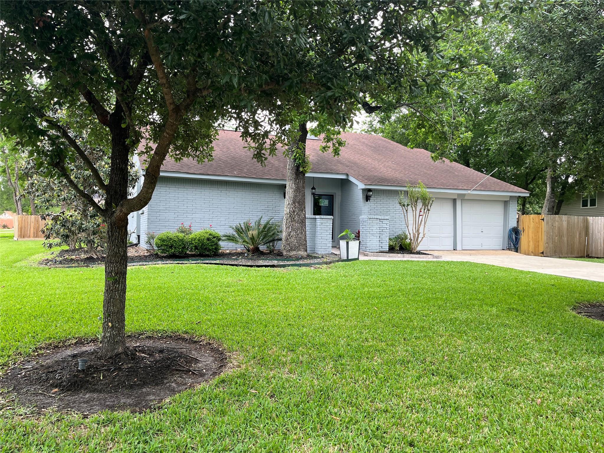 17434 Crows Nest Way