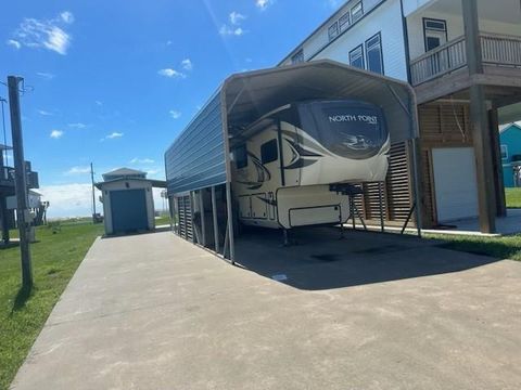 Photo of 1820 Pompano Lane, Crystal Beach, TX 77650 (MLS # 3839156)