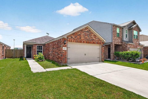 Photo of 6150 El Oro Drive, Houston, TX 77048 (MLS # 3219241)