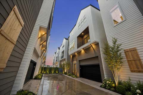Photo of 1179 W 19th Street, Houston, TX 77008 (MLS # 28450966)
