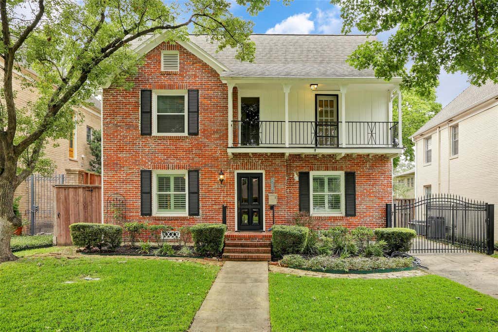 Photo of 2324 Goldsmith Street #B, Houston, TX 77030 (MLS # 19658866)