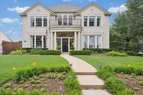 Photo of 3755 Maroneal Street, Houston, TX 77025 (MLS # 58146427)