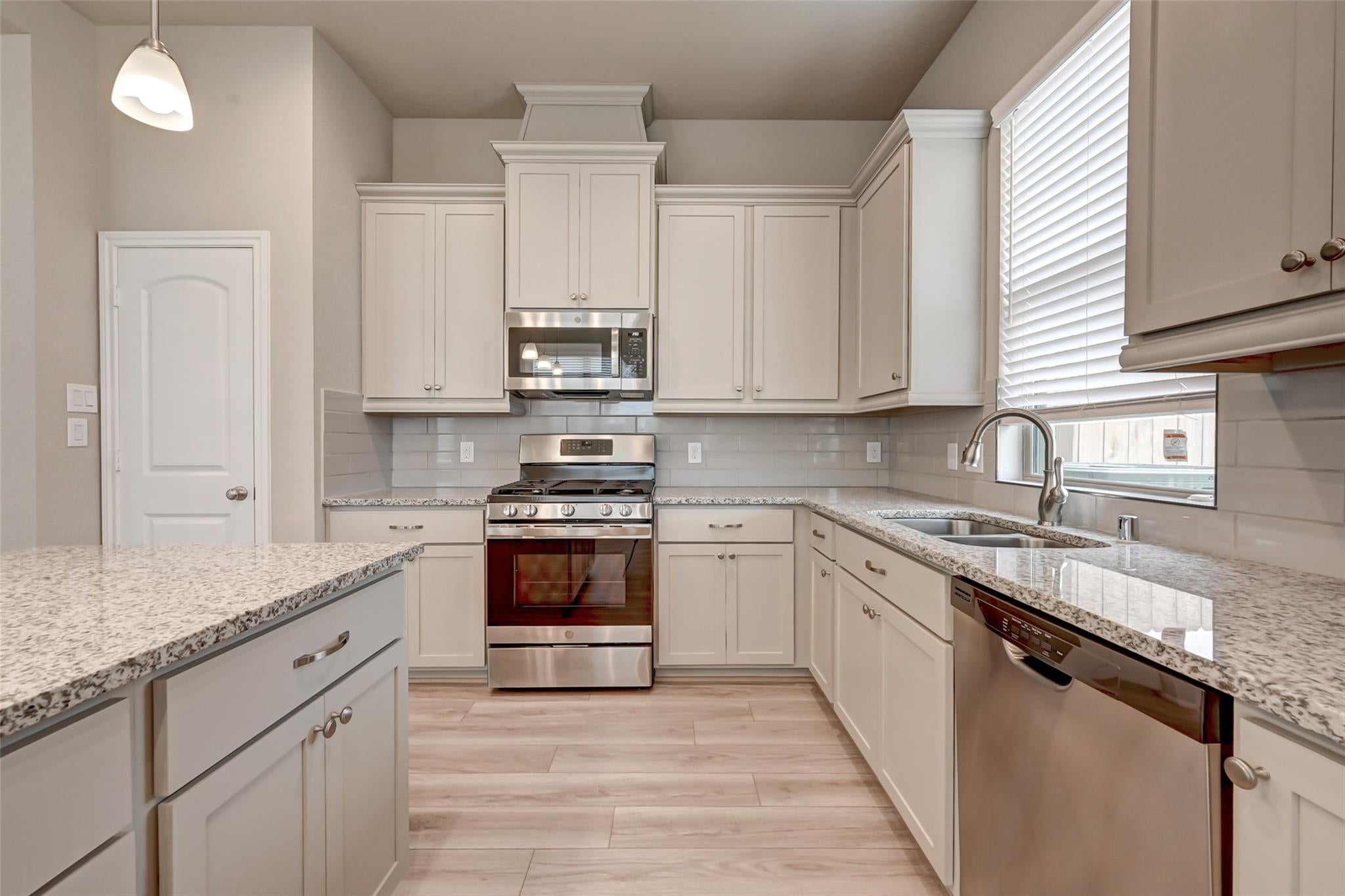 5039 Prairie Terrace Lane