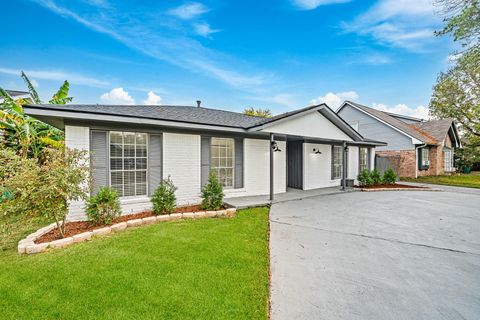 Tiny photo for 12007 Sharpcrest Street, Houston, TX 77072 (MLS # 6293299)