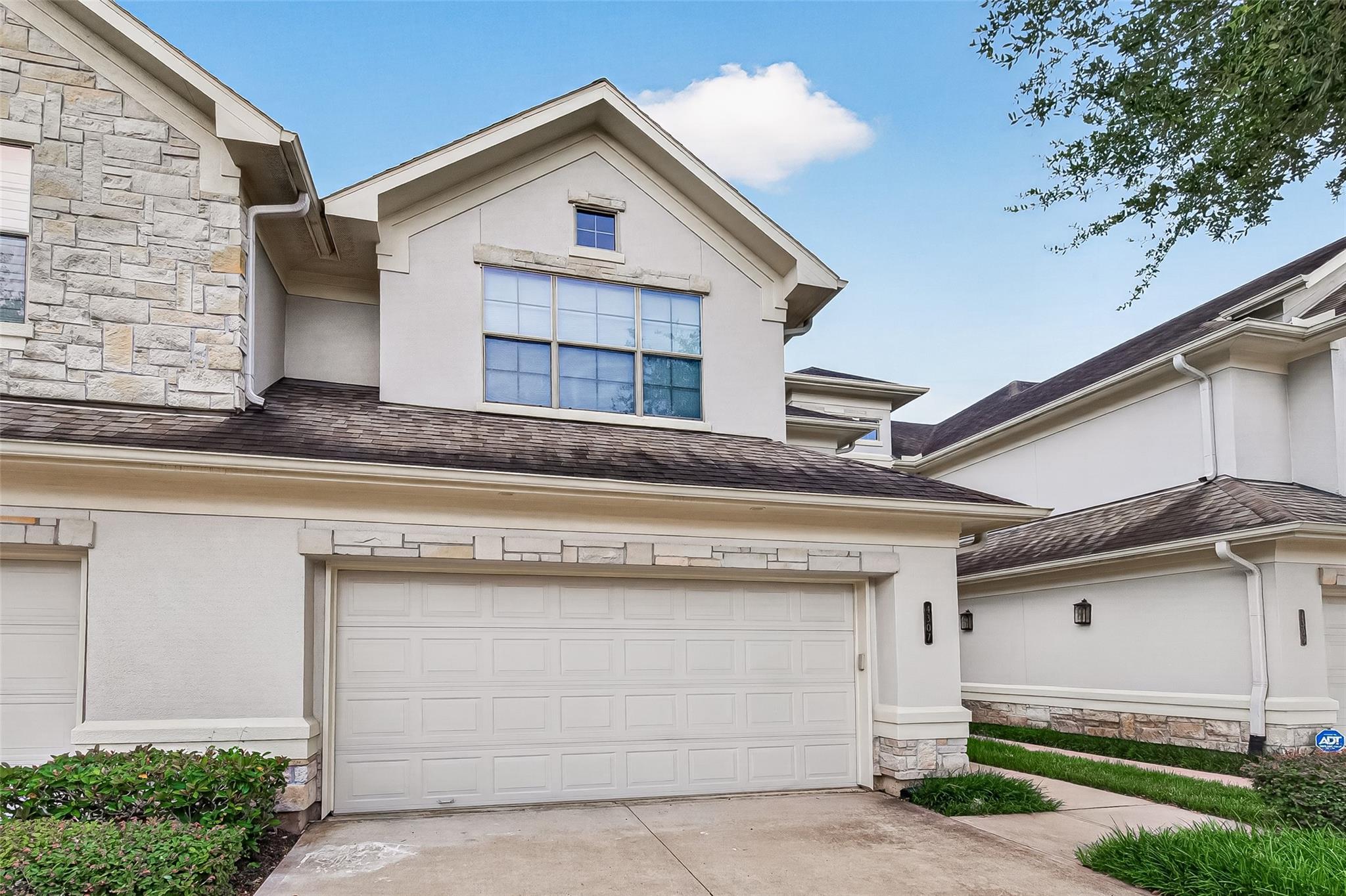 4307 Lake Walk Court