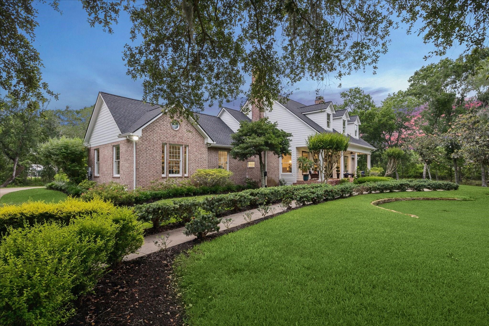 2119 Darby Lane