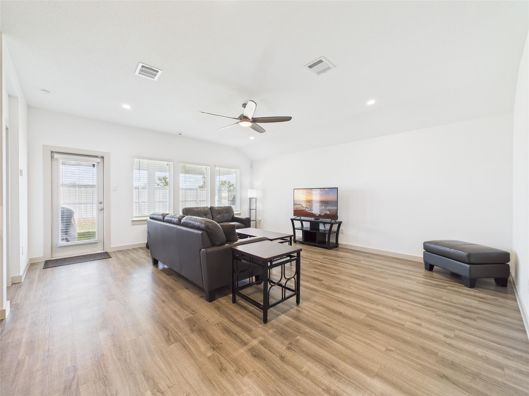 1127 Curly Angora Court
