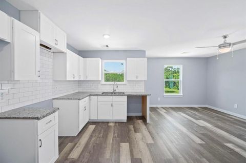 Tiny photo for 622 Maple Way, Houston, TX 77015 (MLS # 90607162)