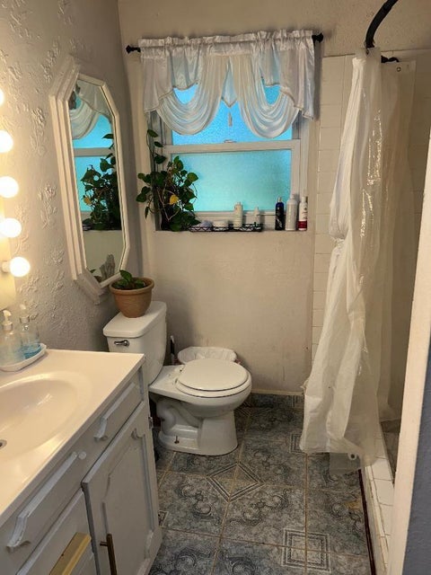 Tiny photo for 17211 Woodburn Drive, Houston, TX 77049 (MLS # 67244069)