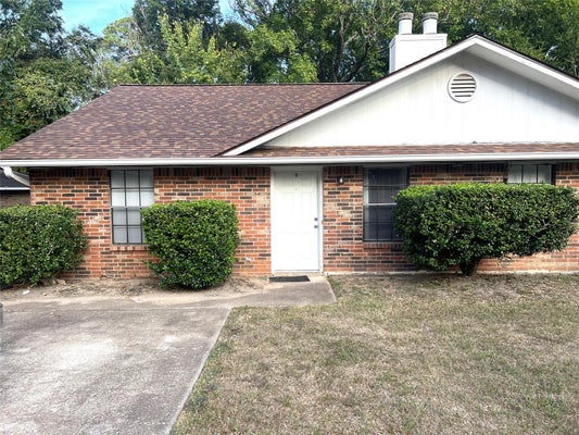 3008 MANOR LN APT B, HUNTSVILLE, TX 77340 - Image a8991fa0e7ff6a0e539fcfa600b4df16/2163552331