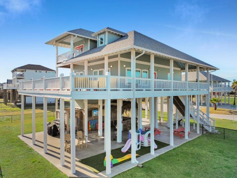 Photo of 2640 Breaker Drive, Crystal Beach, TX 77650 (MLS # 45231884)