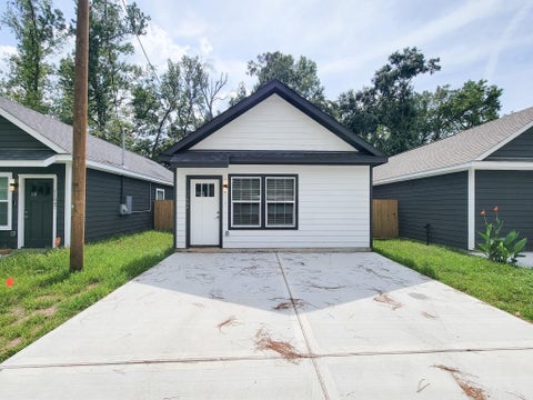 Photo of 11851 Nelwood Street, Willis, TX 77318 (MLS # 42125026)