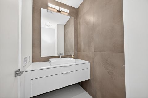 Tiny photo for 211 Stratford Street, Houston, TX 77006 (MLS # 61155346)