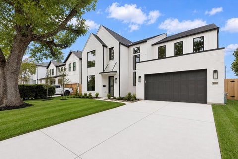 Photo of 1514 Gardenia Drive, Houston, TX 77018 (MLS # 32536565)