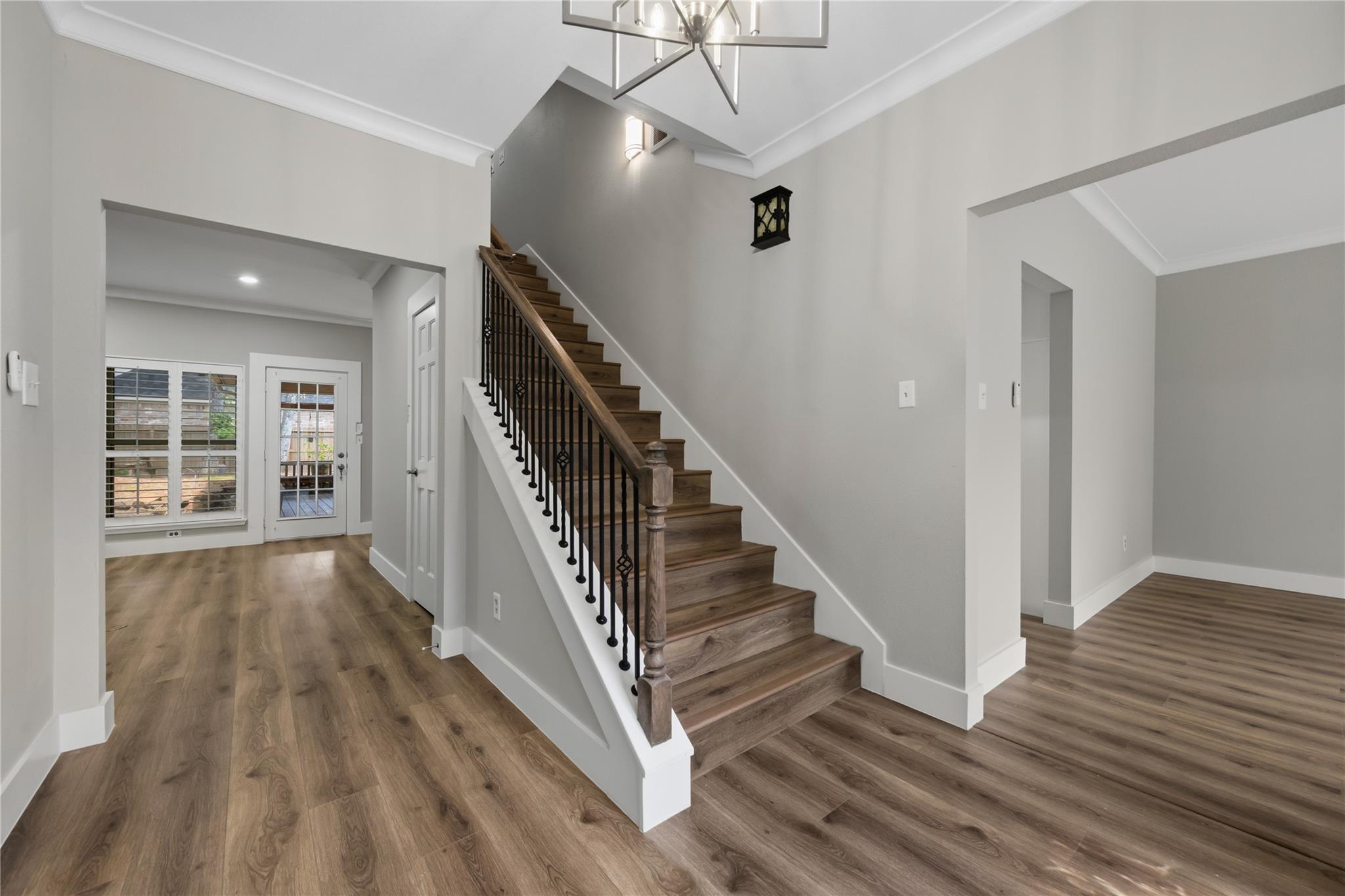 2903 Crystal Falls Drive