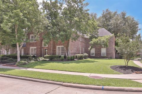 Photo of 2015 Pecan Trail Drive, Richmond, TX 77406 (MLS # 62169000)