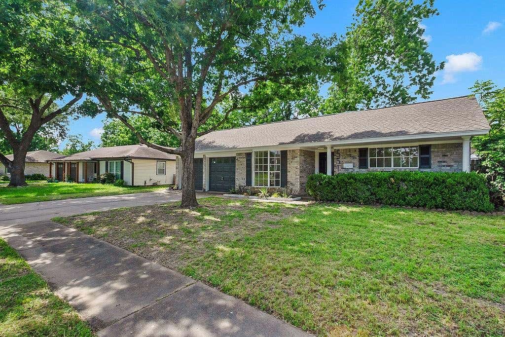 Photo of 5514 Chantilly Lane, Houston, TX 77092 (MLS # 29479428)