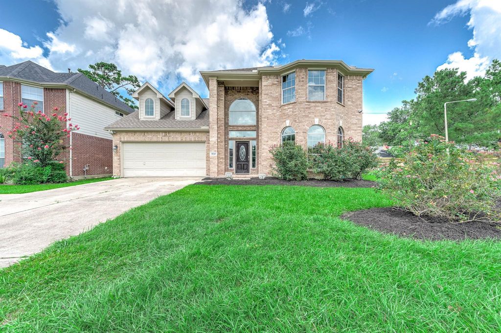 Photo of 3720 Armand Drive, Dickinson, TX 77539 (MLS # 92747541)