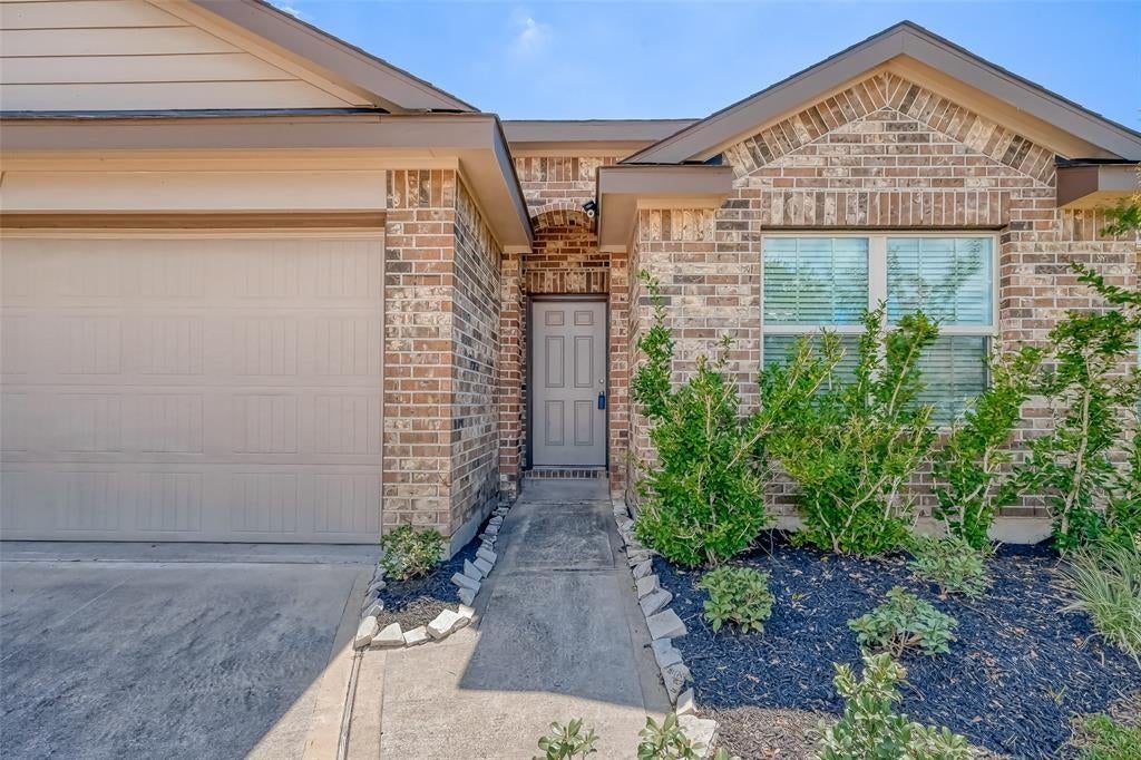 2206 Mirror Ridge Court