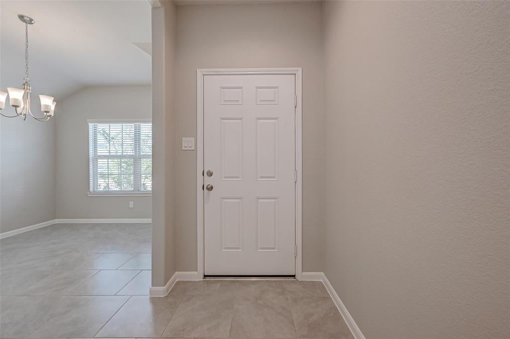 2206 Mirror Ridge Court