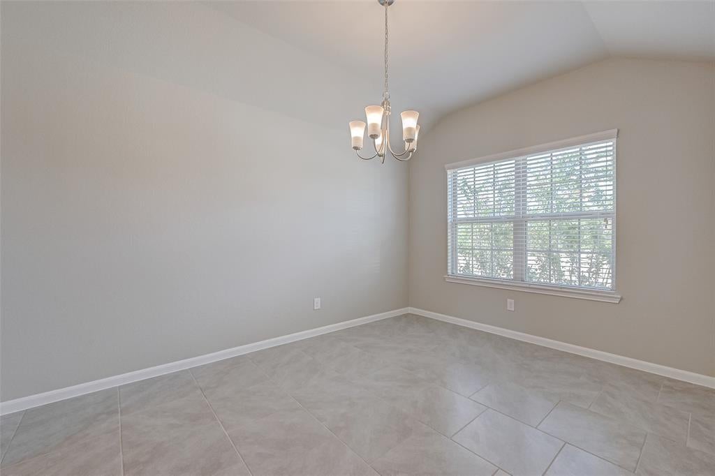 2206 Mirror Ridge Court