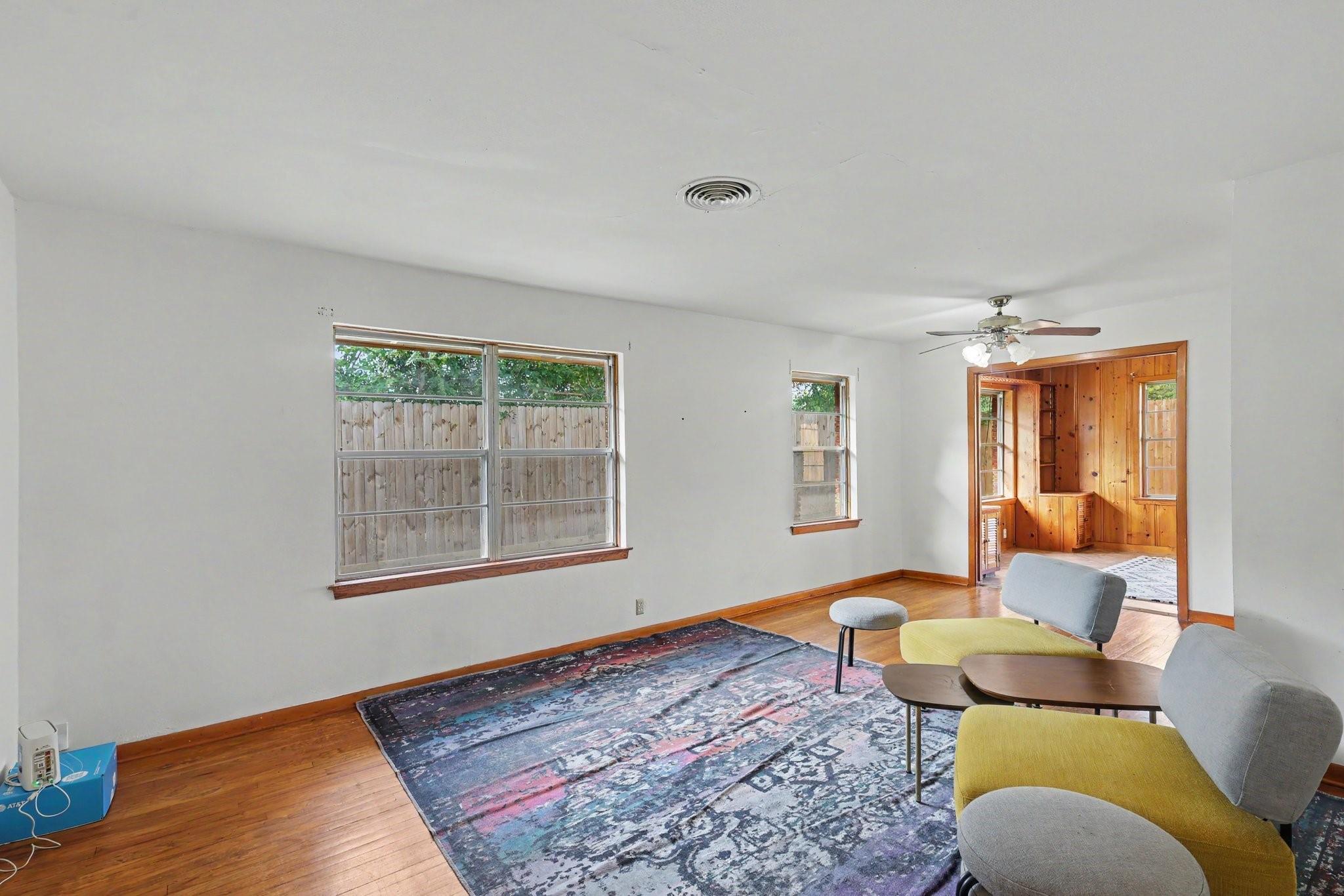 1803 Sea Queen Court