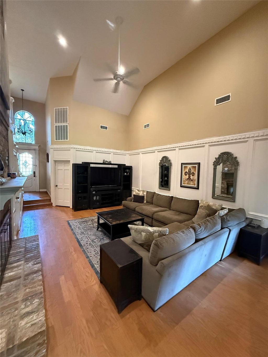 Photo of 2910 Woodland Ridge Drive, Houston, TX 77345 (MLS # 88019595)