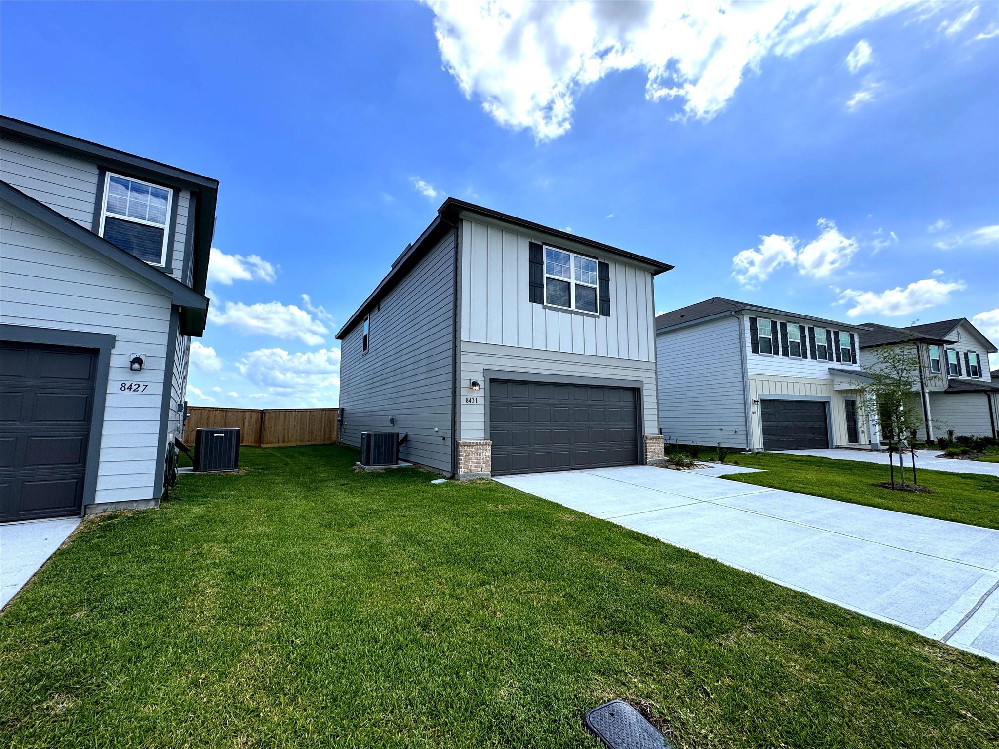 8431 Vacek Crossing Way