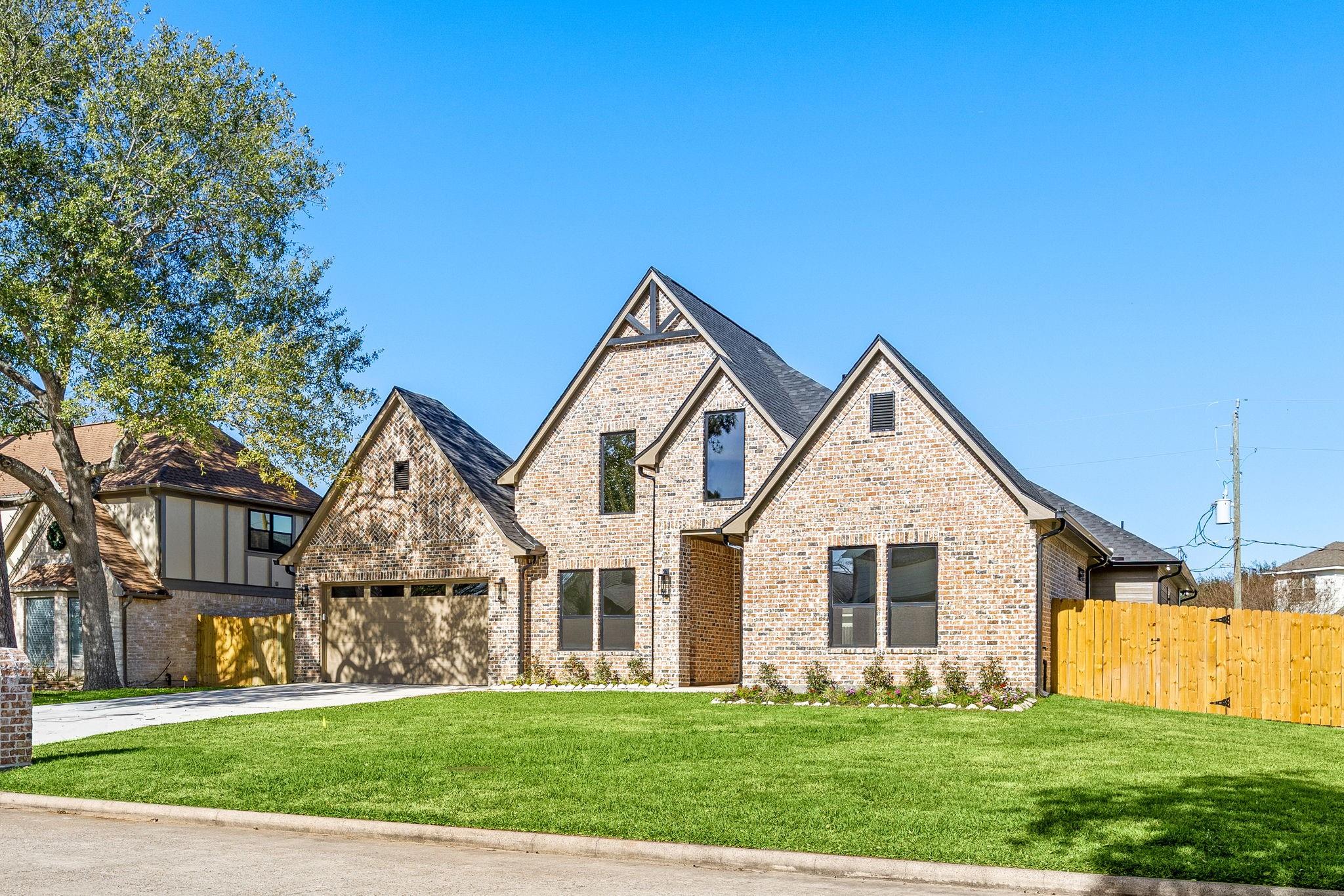 8926 Sedgemoor Drive