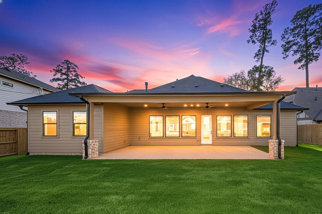 Photo of 8926 Sedgemoor Drive, Tomball, TX 77375 (MLS # 88098473)