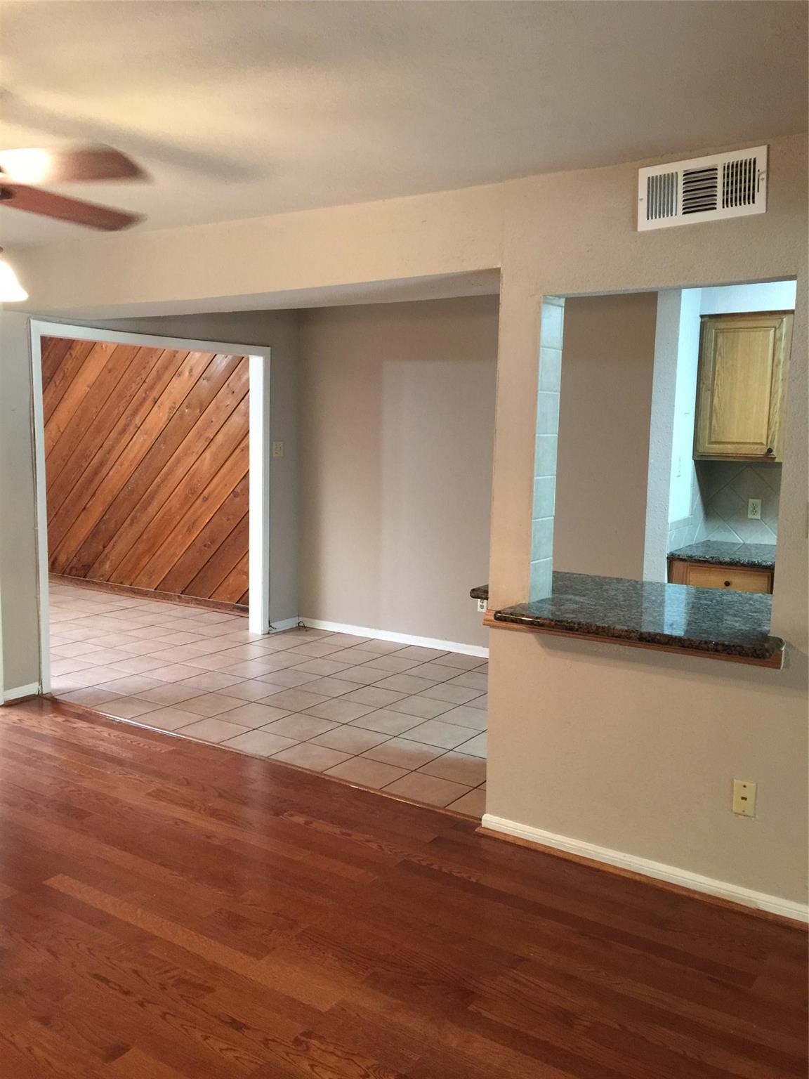 2044 Lakeside Drive